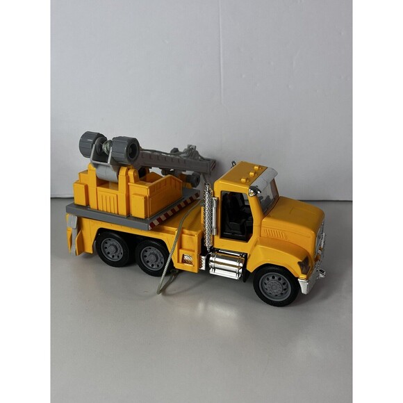 DRIVEN by Battat – 7" Micro Crane Yellow Truck Toy Kids - Picture 3 of 8